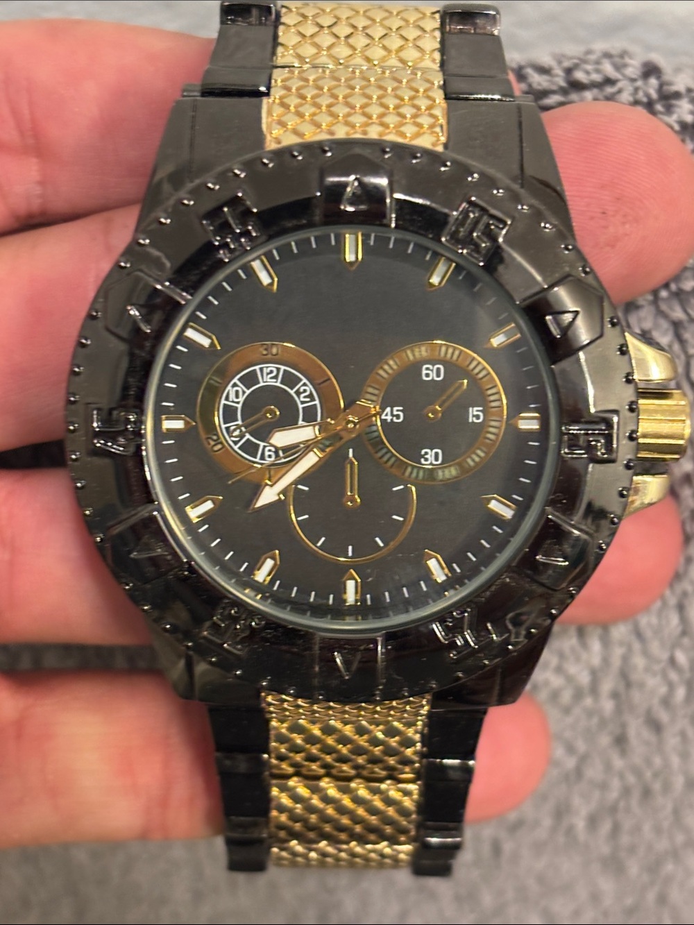Black and Gold Men’s Chronograph Bracelet Watch